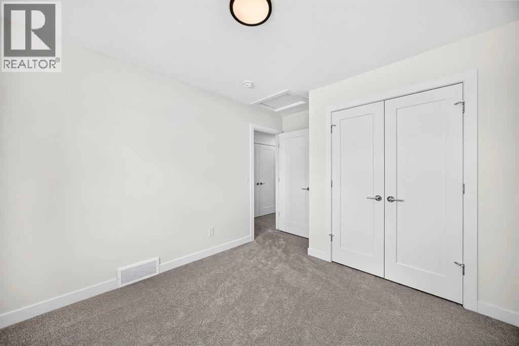 18 Tillotson Downs — photo 37