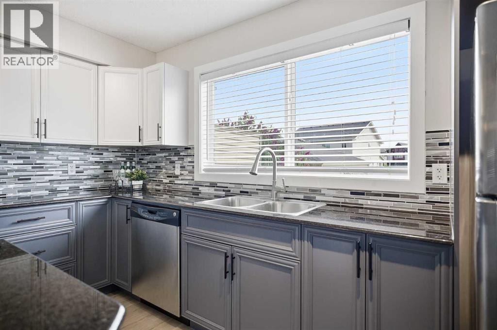 266 Kingsbridge Road SE — photo 8
