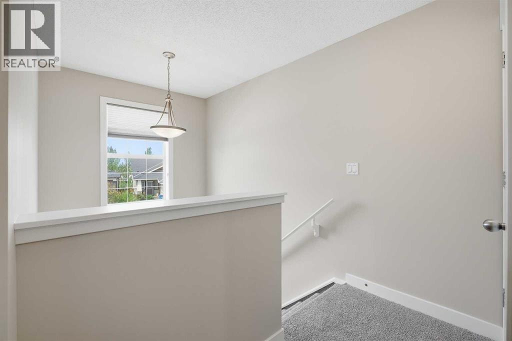 266 Kingsbridge Road SE — photo 11