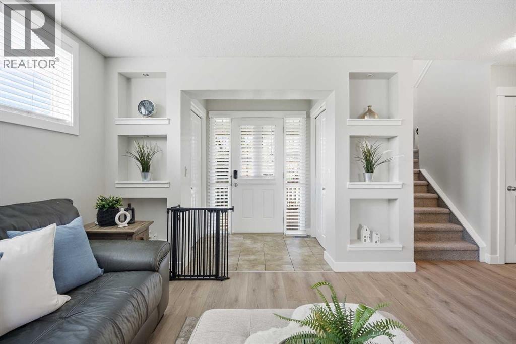 266 Kingsbridge Road SE — photo 3