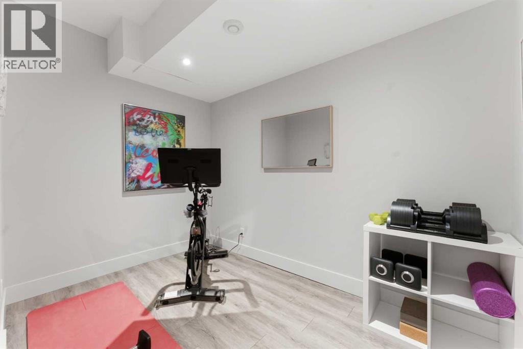 438 13 Street NW — photo 44