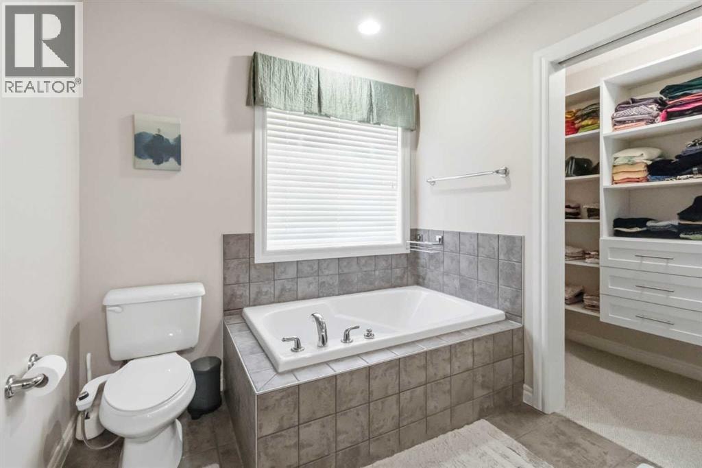 19 Saddleland Drive — photo 27