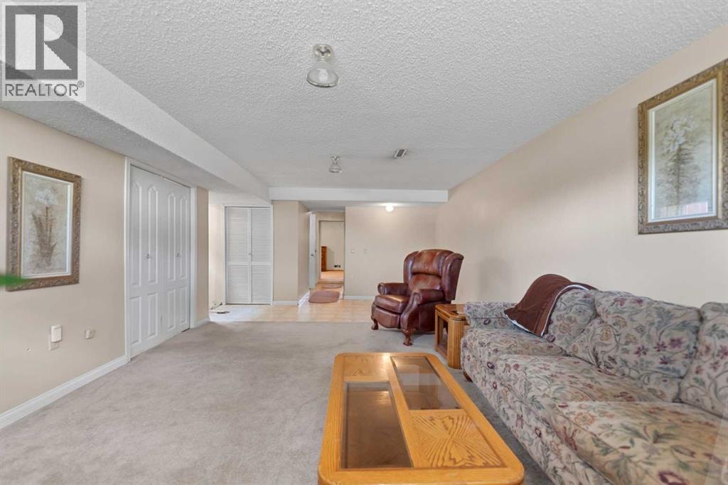 4519 26 Avenue SE — photo 22