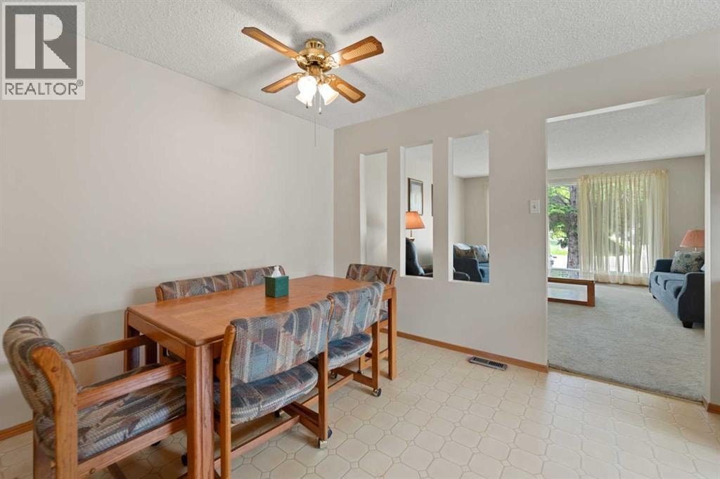 4519 26 Avenue SE — photo 9