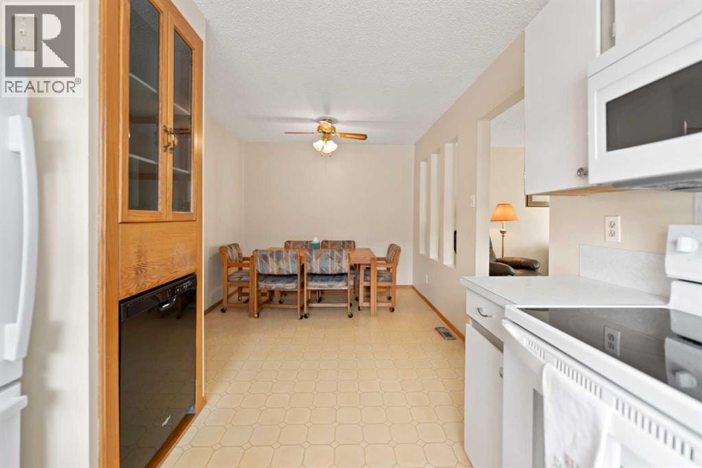 4519 26 Avenue SE — photo 12