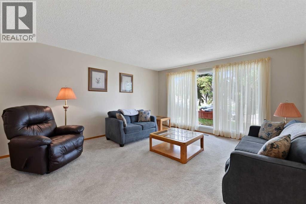 4519 26 Avenue SE — photo 7