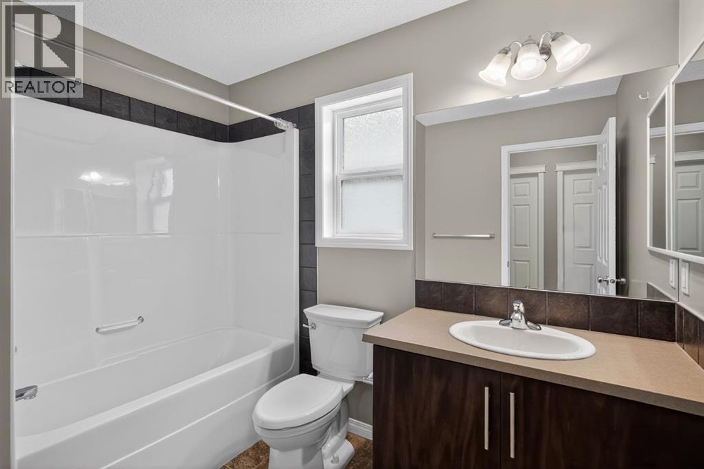 112 Kincora Glen Road NW — photo 35