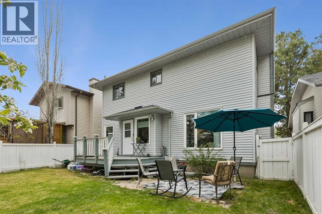244 Scurfield Place NW — photo 29