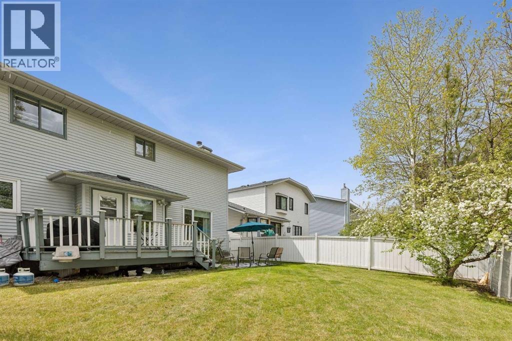 244 Scurfield Place NW — photo 30