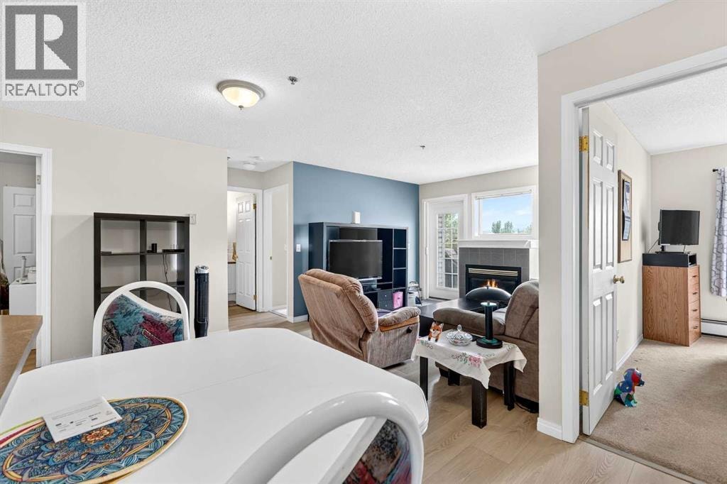 212, 7 Harvest Gold Manor NE — photo 12