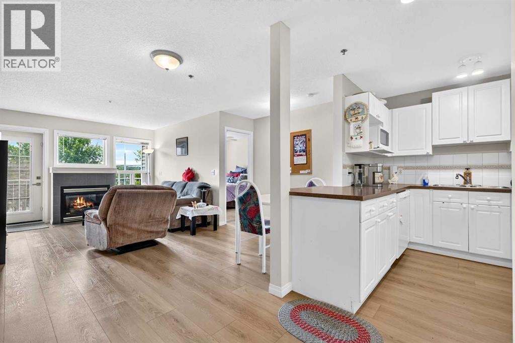 212, 7 Harvest Gold Manor NE — photo 14