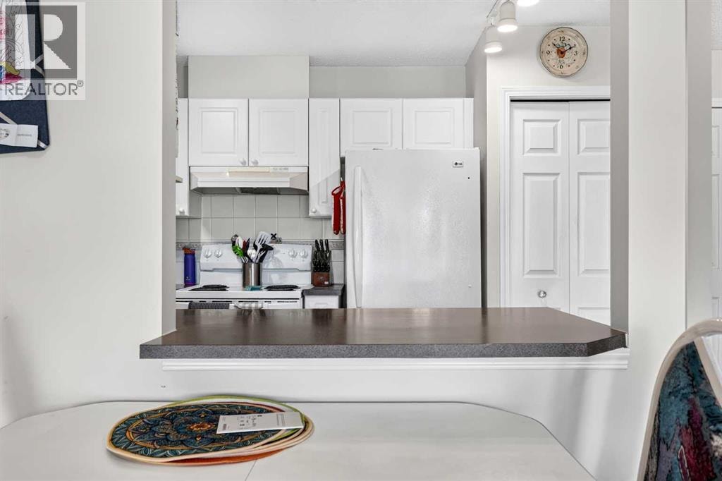 212, 7 Harvest Gold Manor NE — photo 17