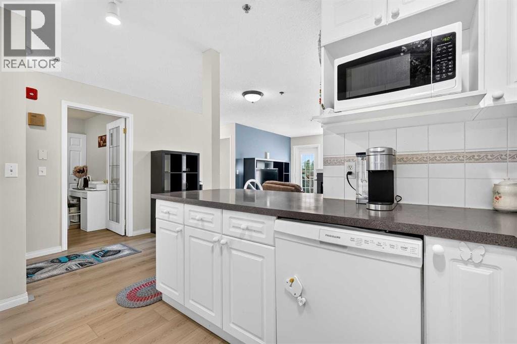 212, 7 Harvest Gold Manor NE — photo 20