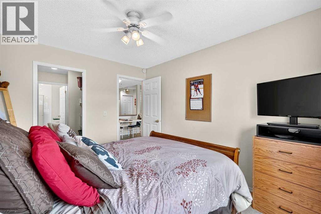 212, 7 Harvest Gold Manor NE — photo 23