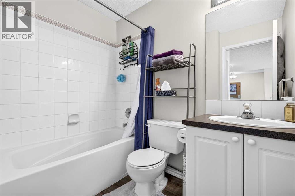 212, 7 Harvest Gold Manor NE — photo 29