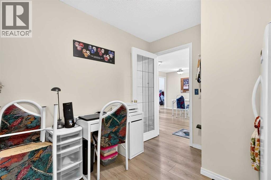 212, 7 Harvest Gold Manor NE — photo 31
