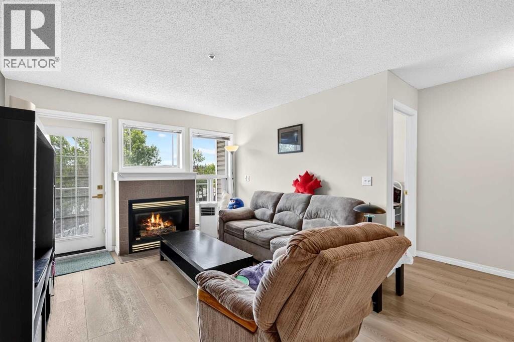 212, 7 Harvest Gold Manor NE — photo 5