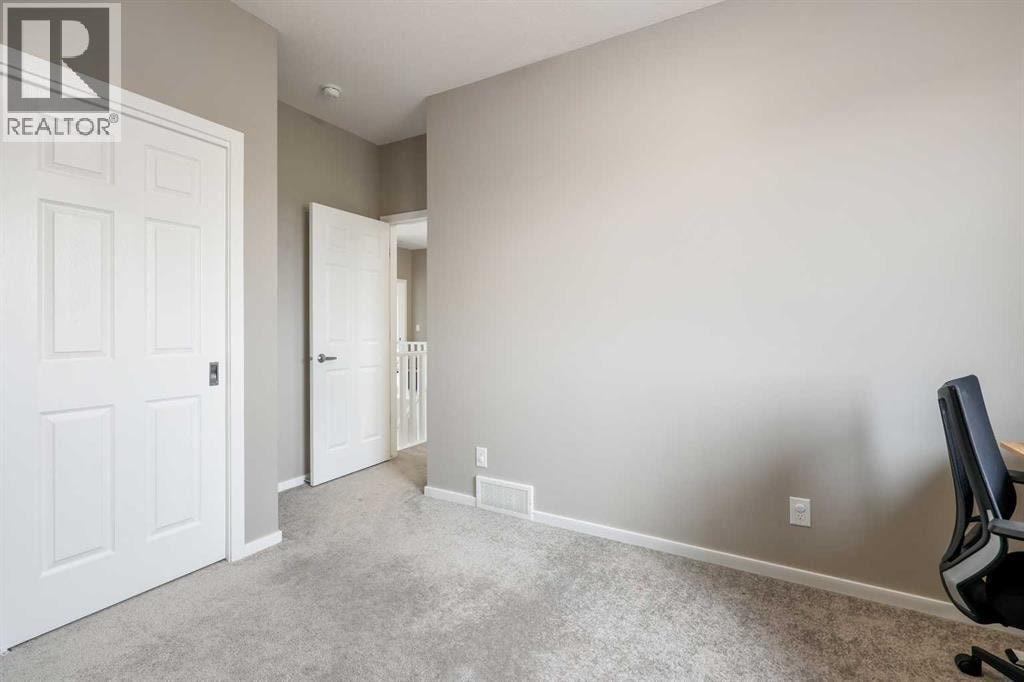142 Yorkstone Way SW — photo 31