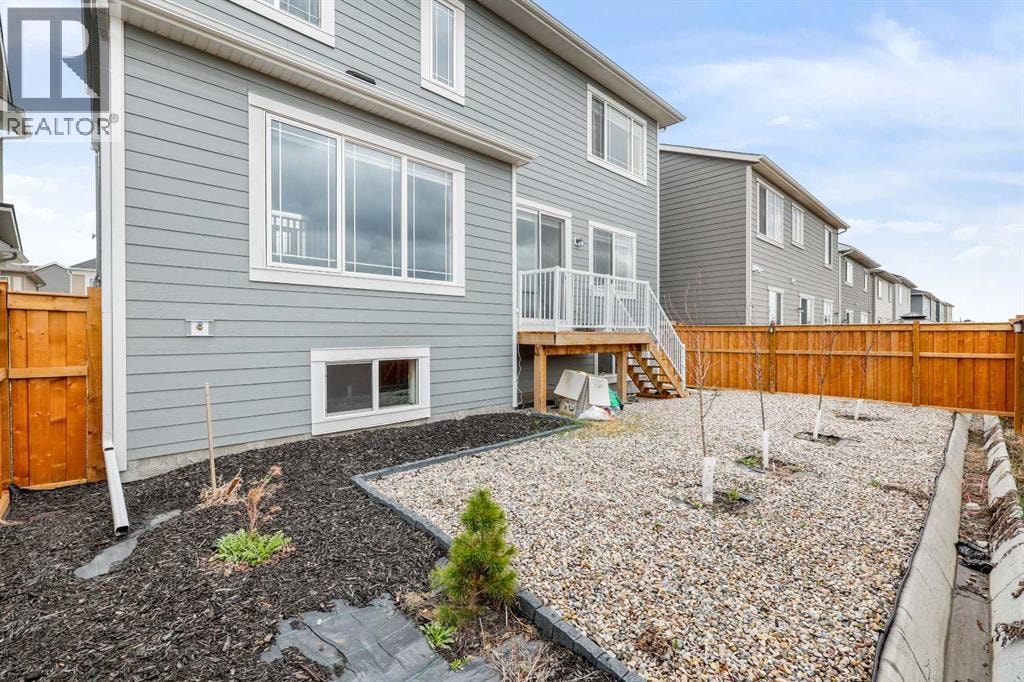 142 Yorkstone Way SW — photo 37