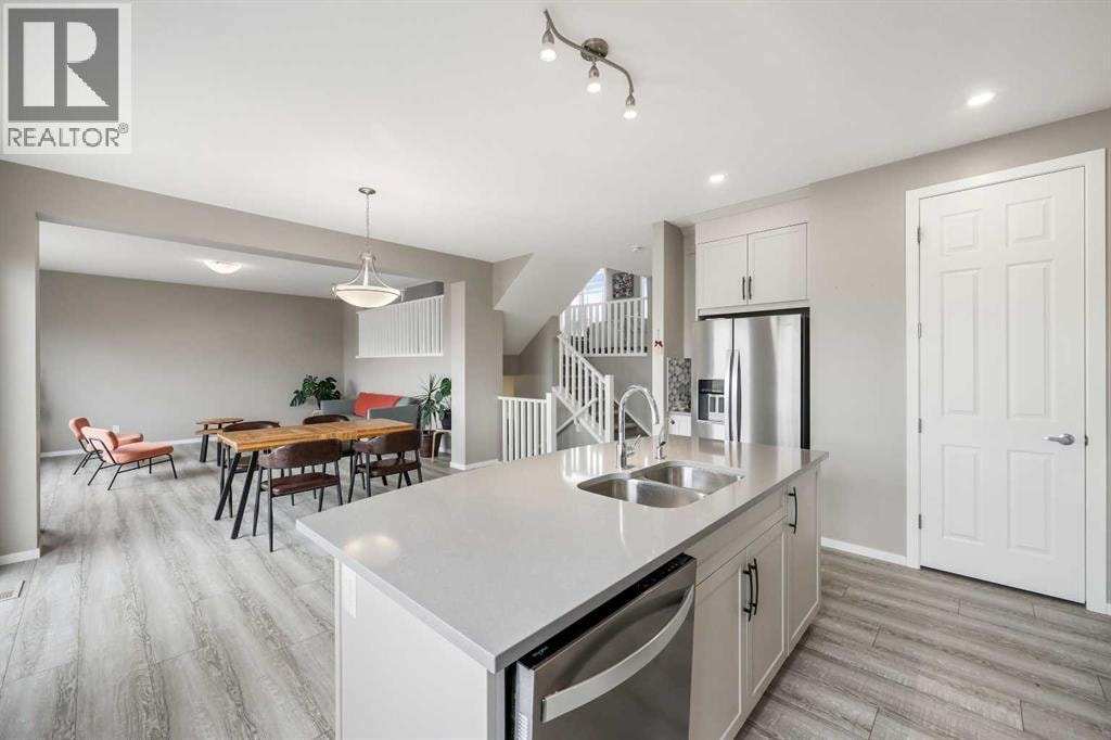 142 Yorkstone Way SW — photo 7