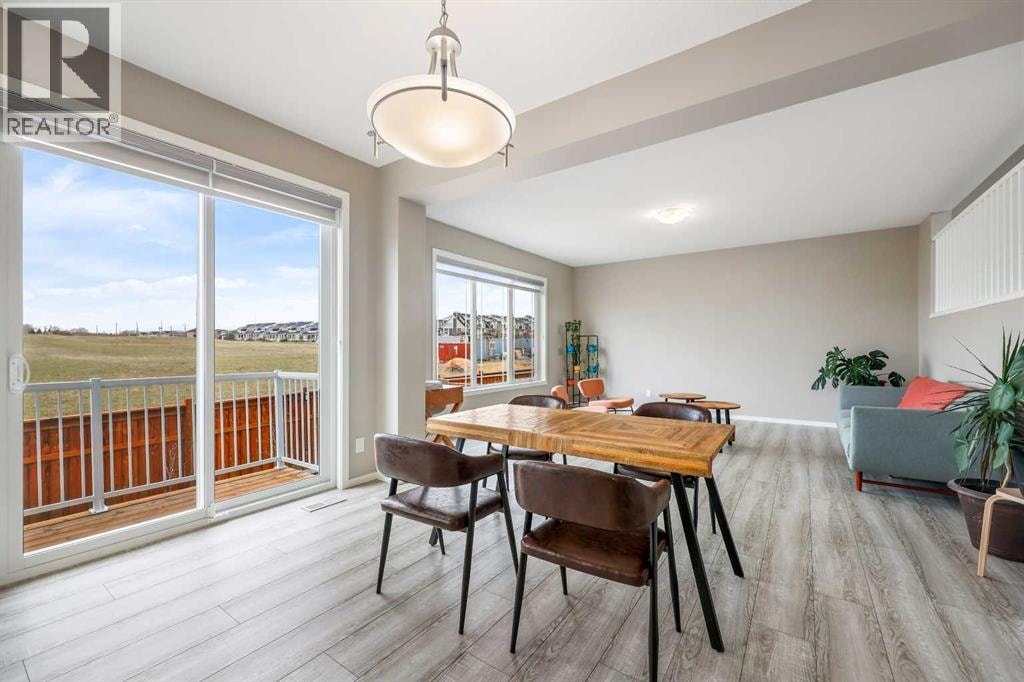 142 Yorkstone Way SW — photo 8