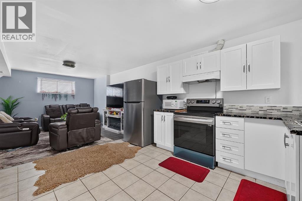 200 Fonda Drive SE — photo 27