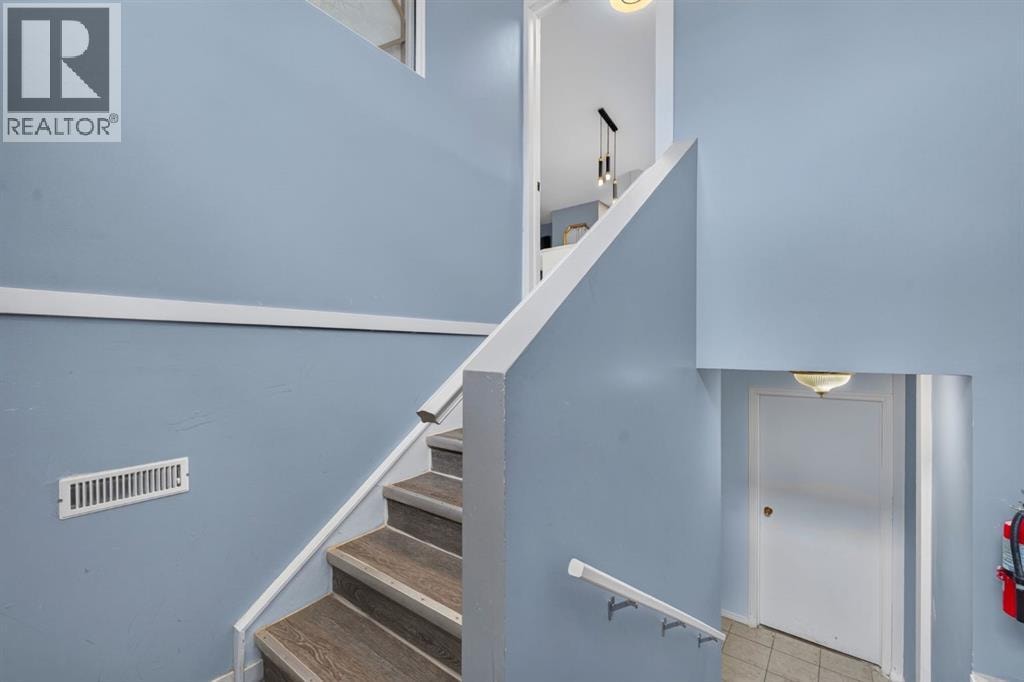 200 Fonda Drive SE — photo 3