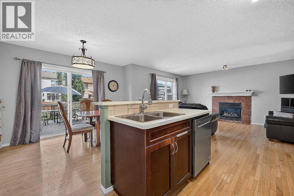 960 Copperfield Boulevard SE — photo 5