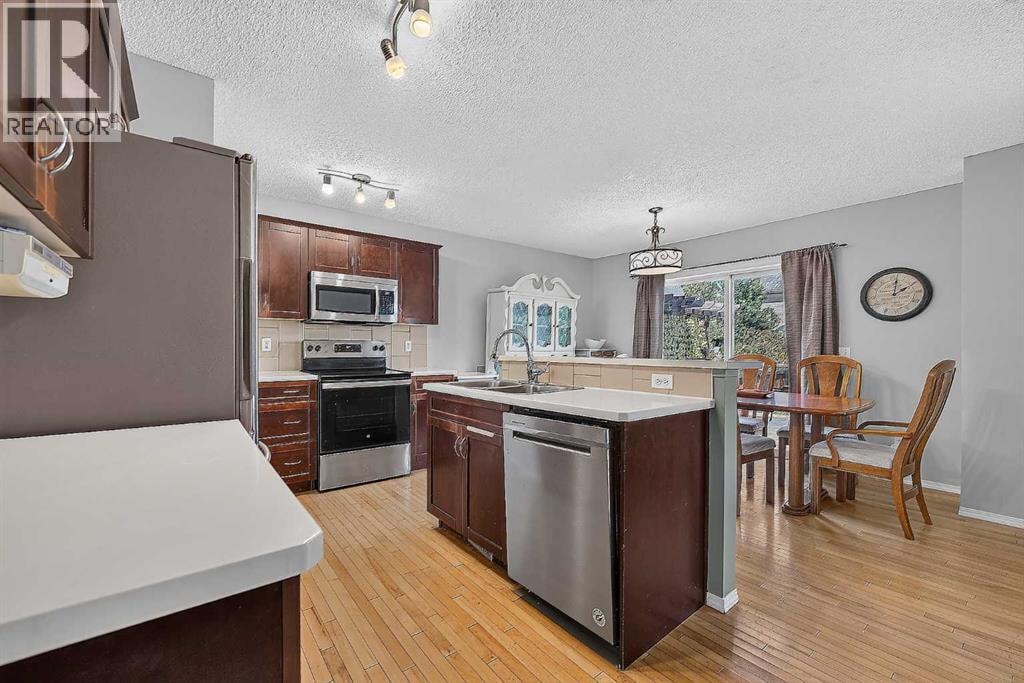 960 Copperfield Boulevard SE — photo 8
