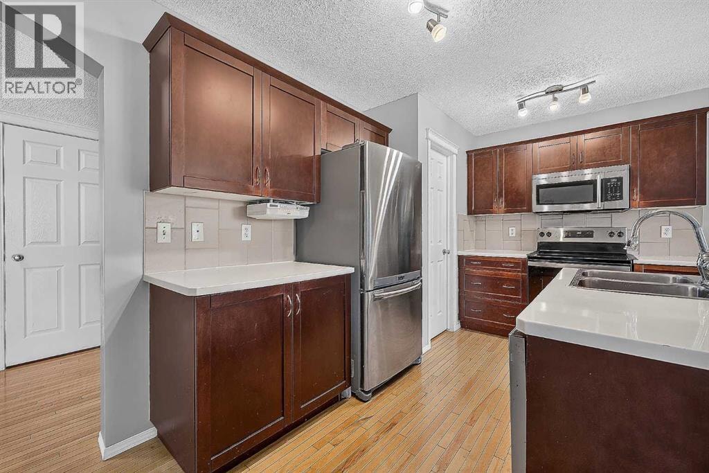 960 Copperfield Boulevard SE — photo 39