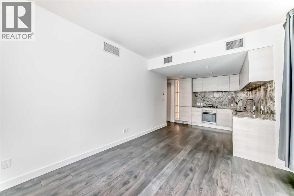 602, 310 12 Avenue SW — photo 13