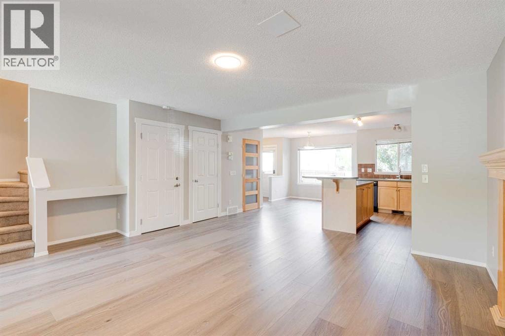 173 Copperfield Gardens SE — photo 10