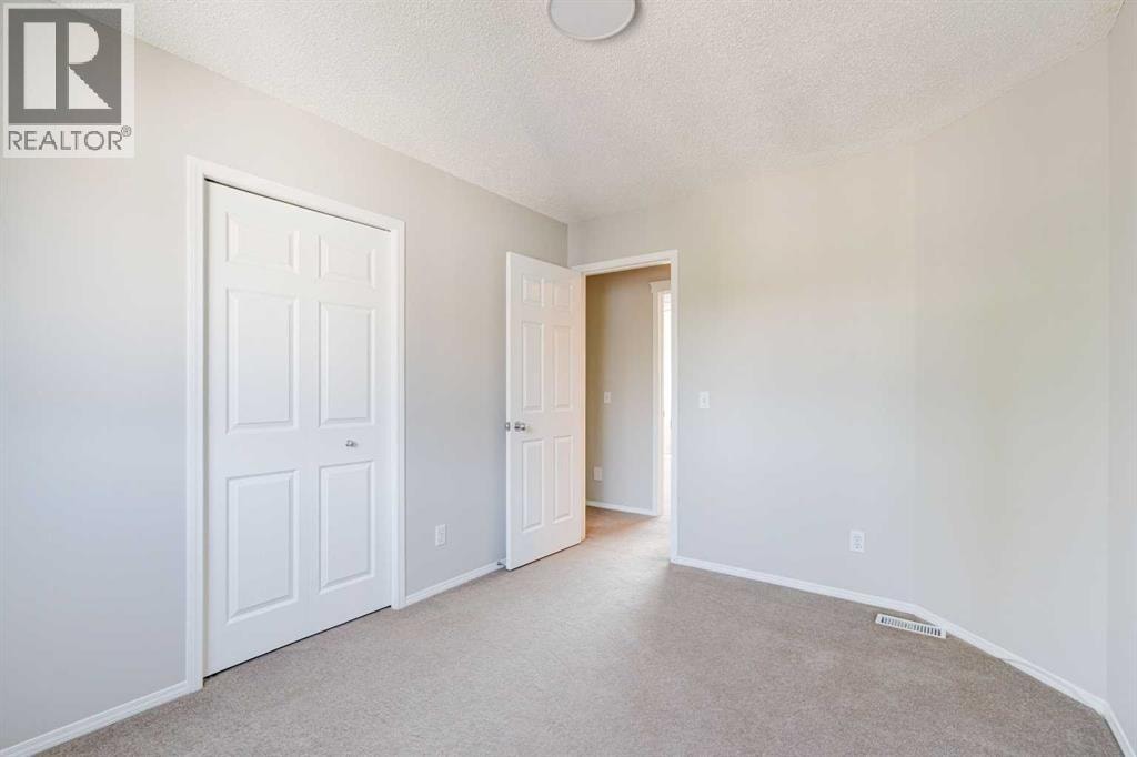 173 Copperfield Gardens SE — photo 21