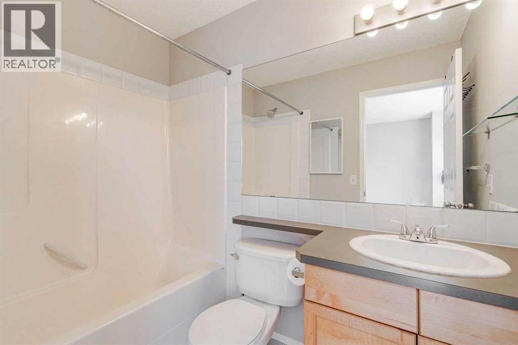 173 Copperfield Gardens SE — photo 25