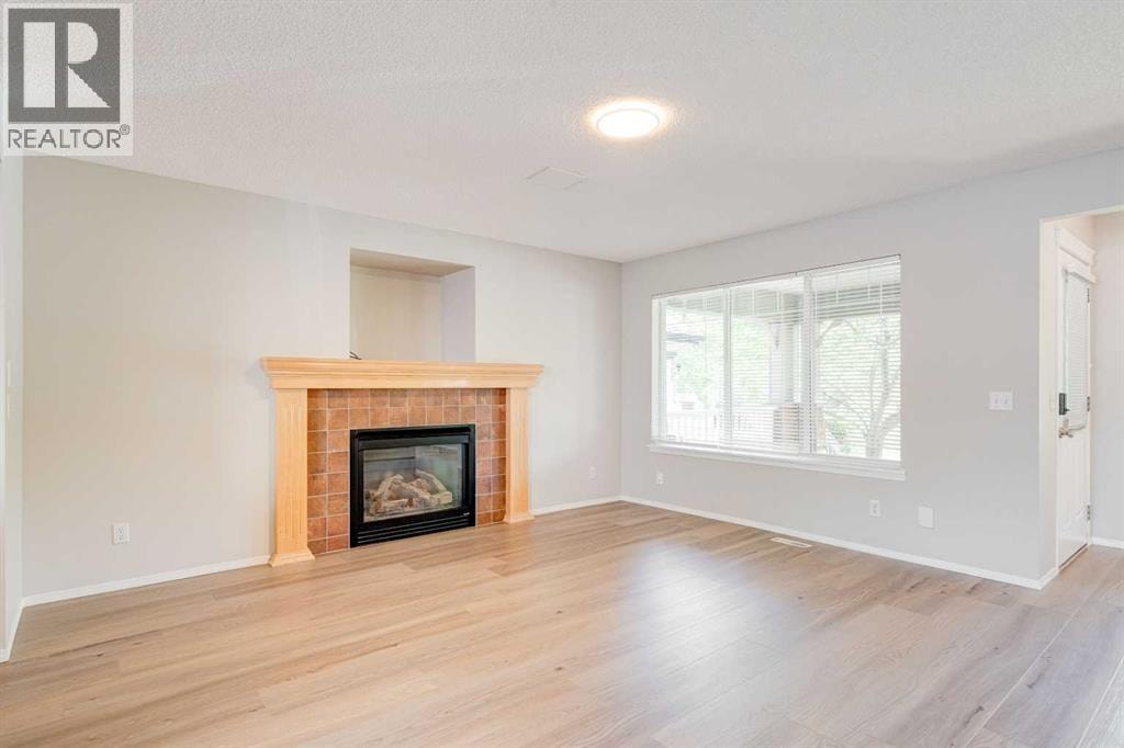 173 Copperfield Gardens SE — photo 7