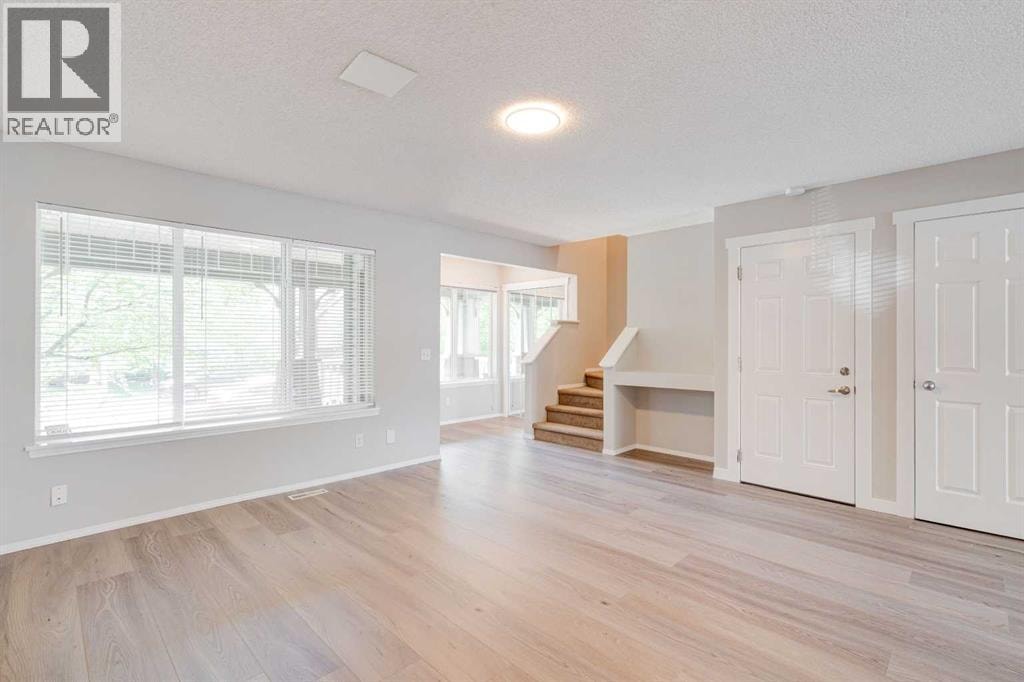173 Copperfield Gardens SE — photo 9