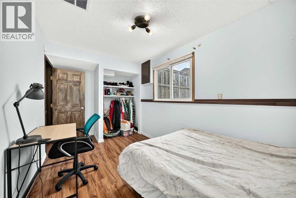 4331 72 Street NW — photo 17