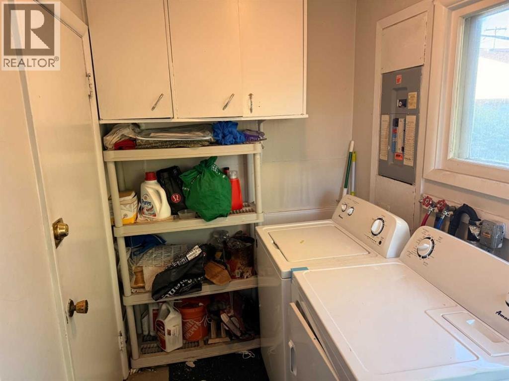 2848 24 Street  NW — photo 9