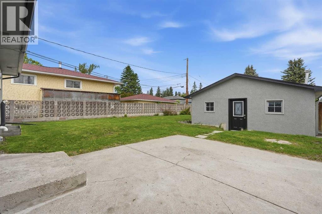 708 Sacramento Place SW — photo 35