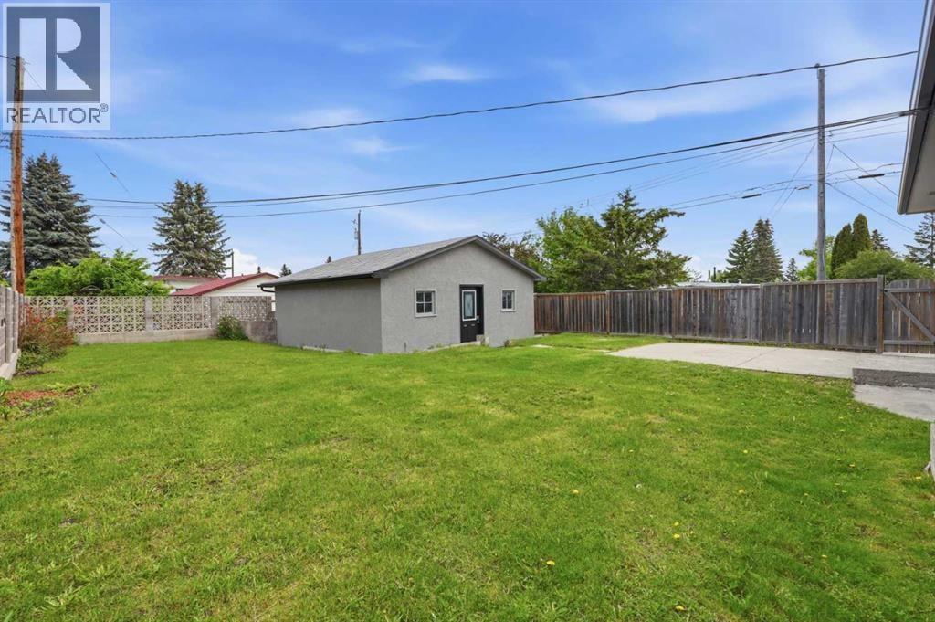 708 Sacramento Place SW — photo 36