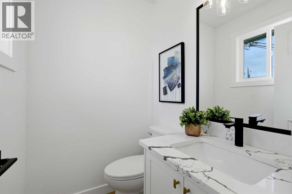 708 Sacramento Place SW — photo 17