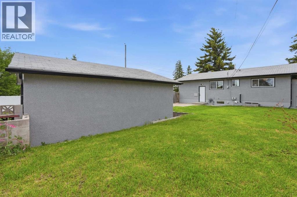 708 Sacramento Place SW — photo 37