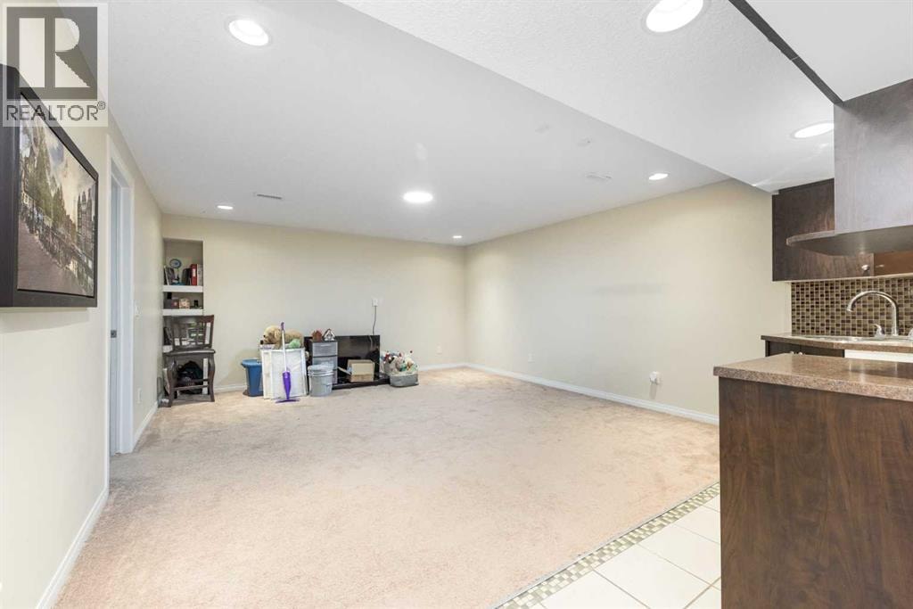 19 Skyview Ranch Crescent NE — photo 32