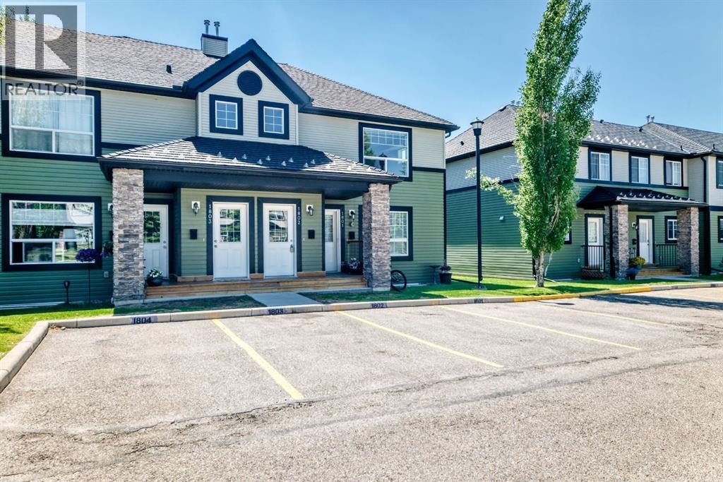 1802, 140 Sagewood Boulevard SW — photo 1