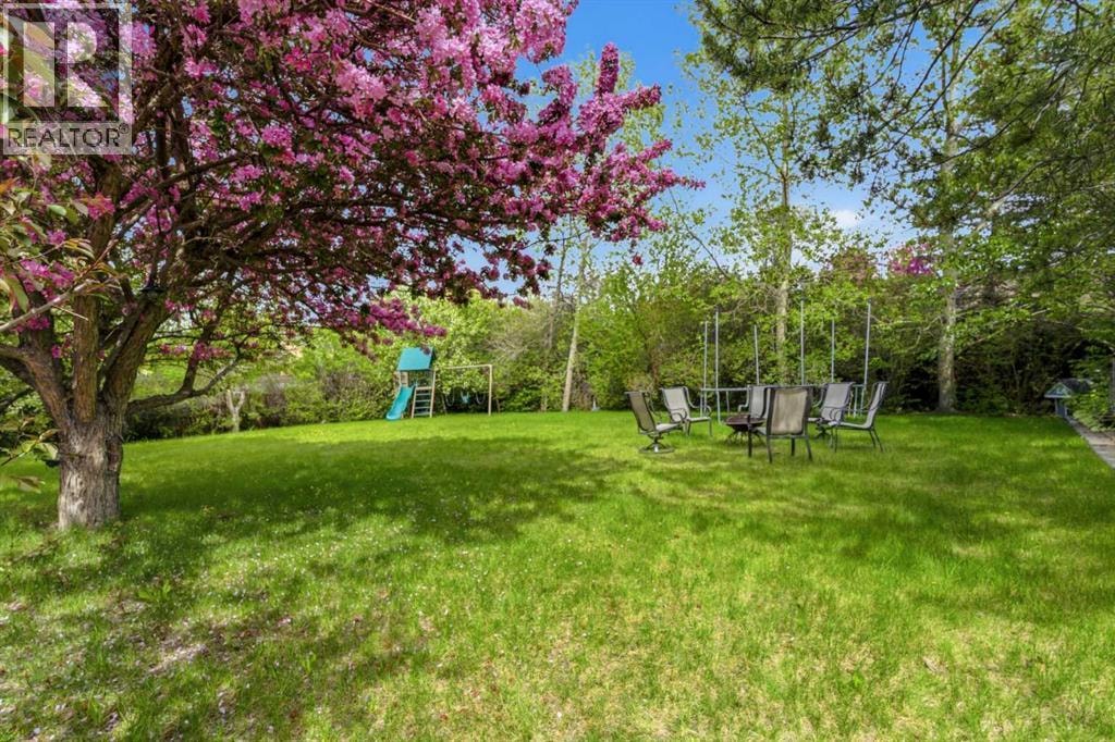 36 Varsity Estates Court NW — photo 20