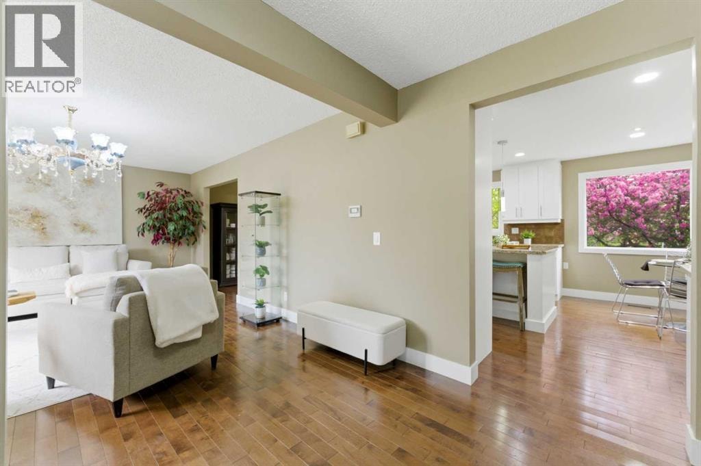 36 Varsity Estates Court NW — photo 15