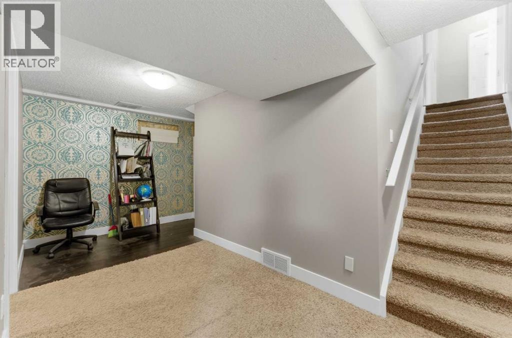36 Varsity Estates Court NW — photo 39