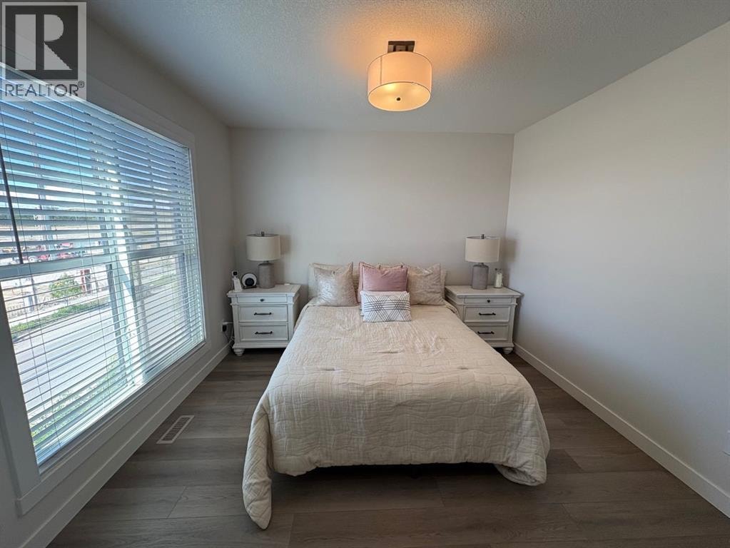 250 Alpine Avenue SW — photo 11