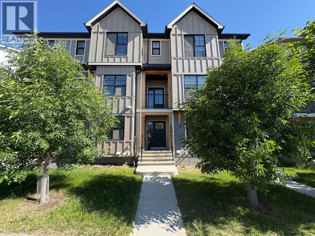 250 Alpine Avenue SW — photo 1