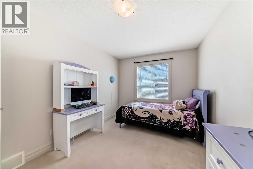 832 Coopers Square SW — photo 33